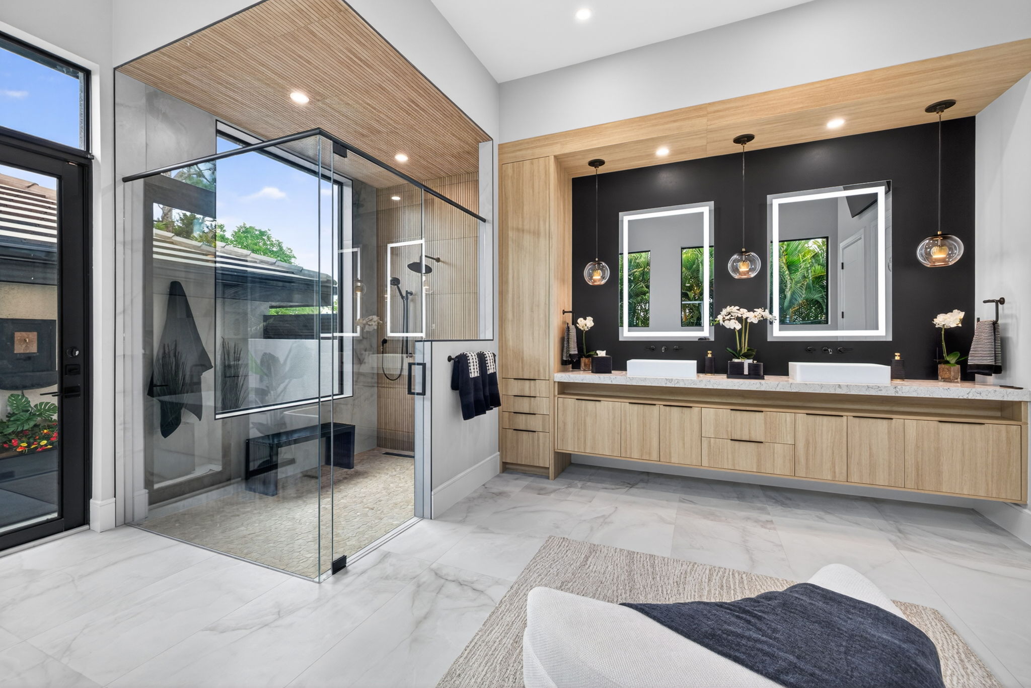 Whiskey Creek model home primary bathroom